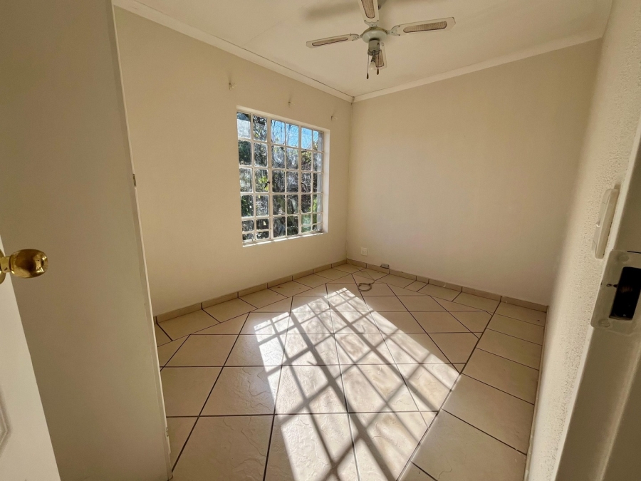 3 Bedroom Property for Sale in Safari Gardens North West